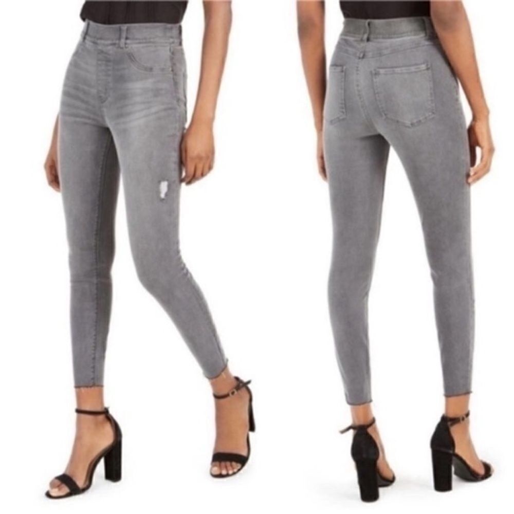 NWT SPANX Jean-Ish Distressed Raw‎ Released Hem Skinny Legging Jeans